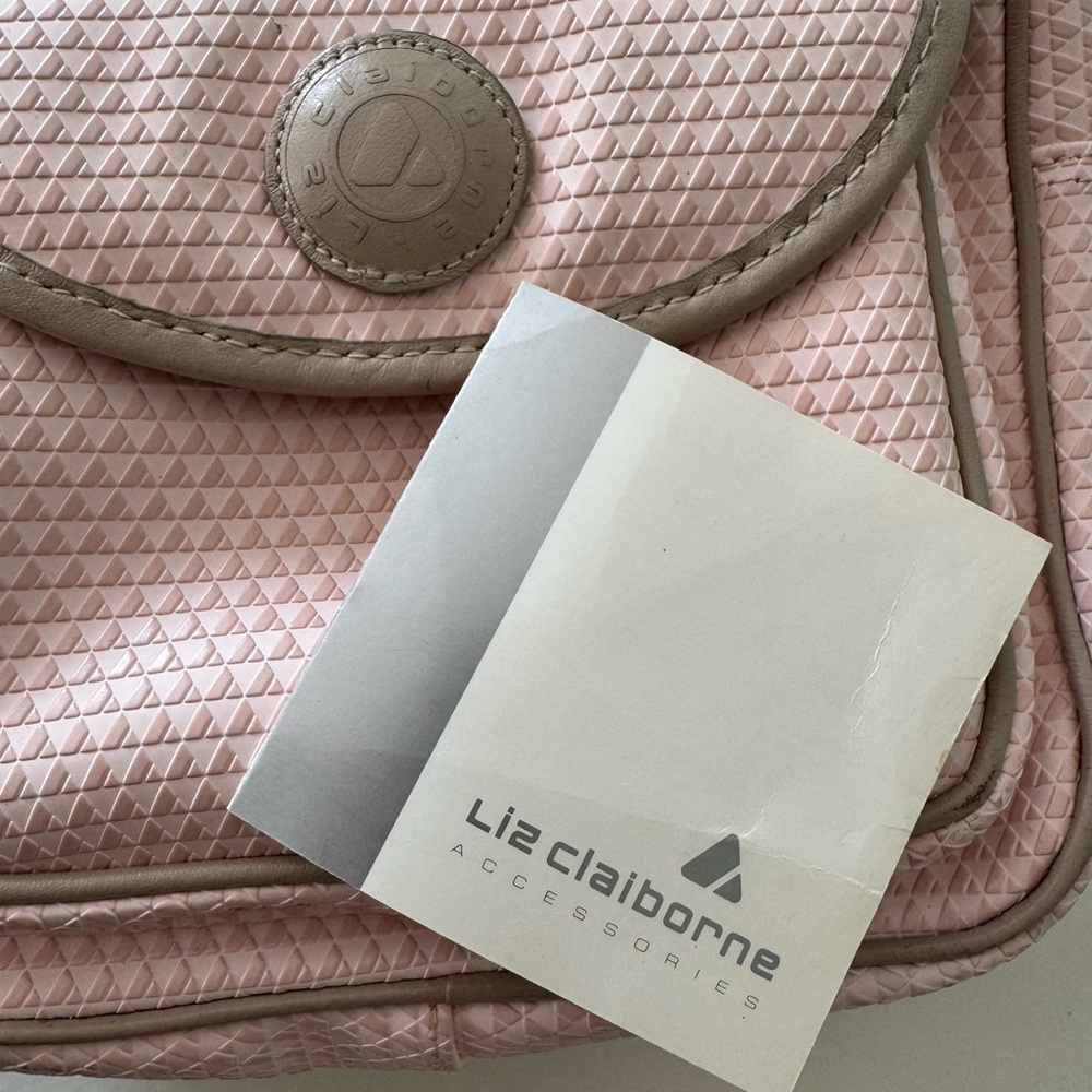 Liz Claiborne Pink Textured Crossbody Bag - Picture 2 of 6